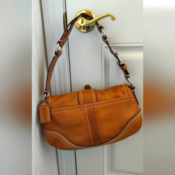 Coach Soho Hobo Tan Leather Shoulder Bag with Buckle Front and Braided Handle - Picture 2 of 10
